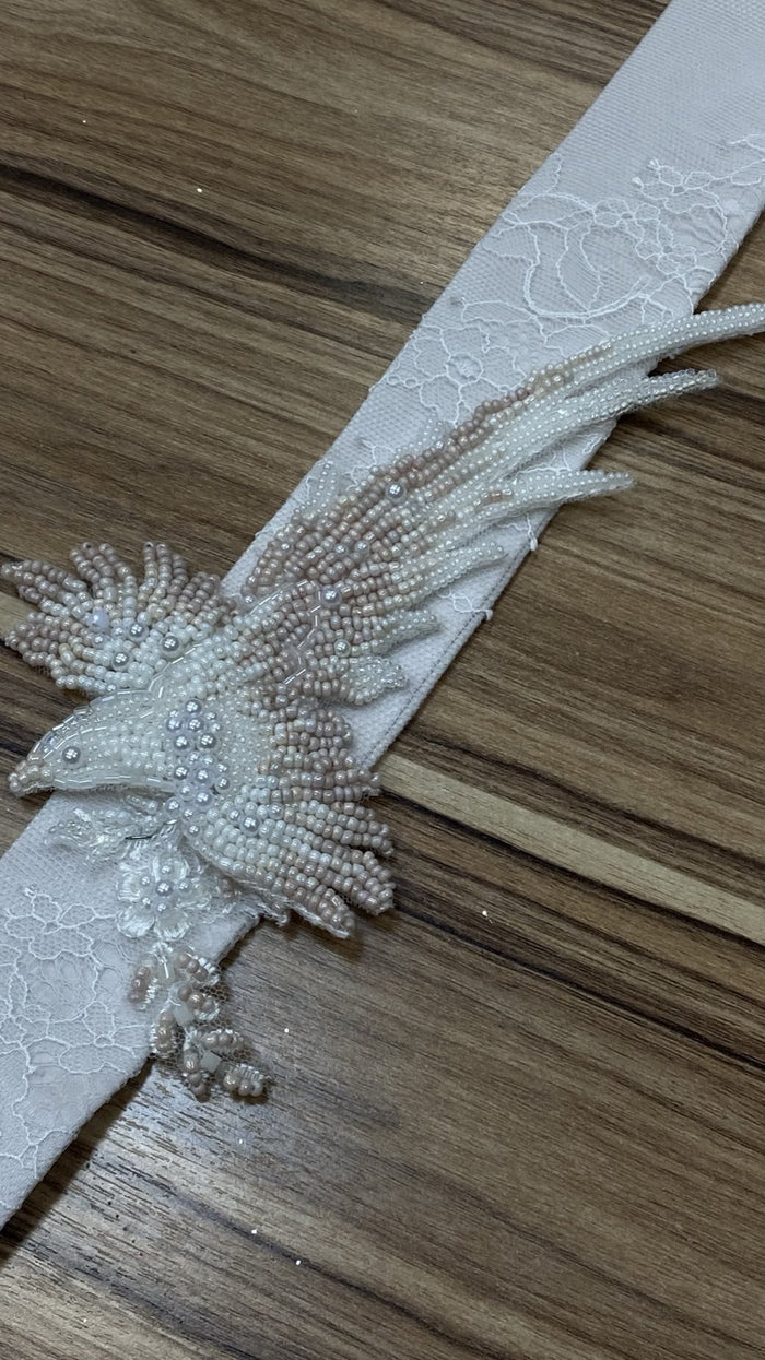 Bridal Belt and Sash Guide: Defining the Waist Without a Seam