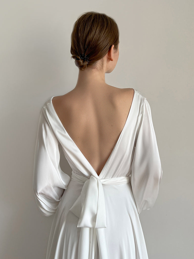 Robe de mariée portefeuille Samantha Light en satin de viscose, vue de dos