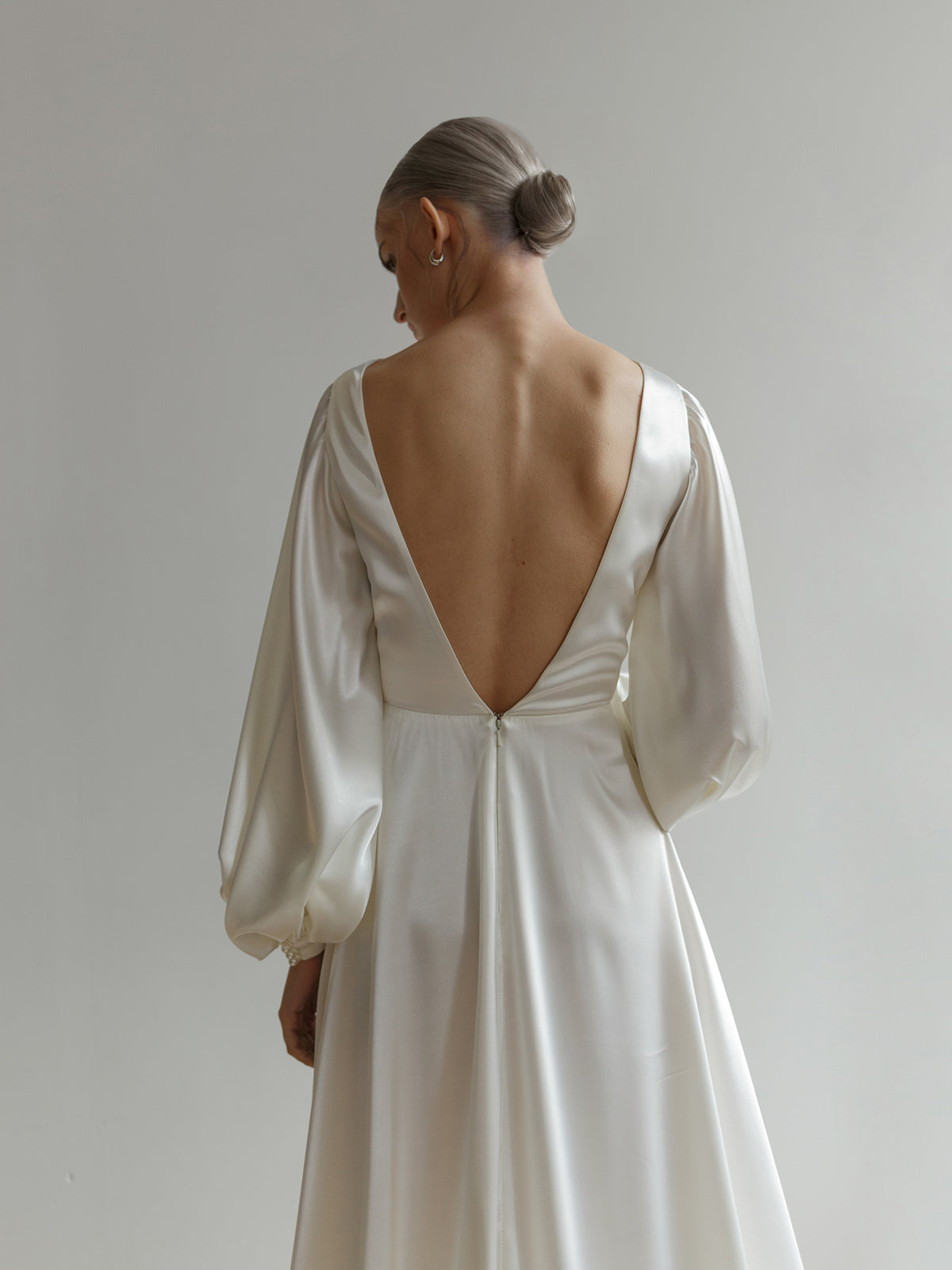 Samantha wedding dress deep open V-back detail