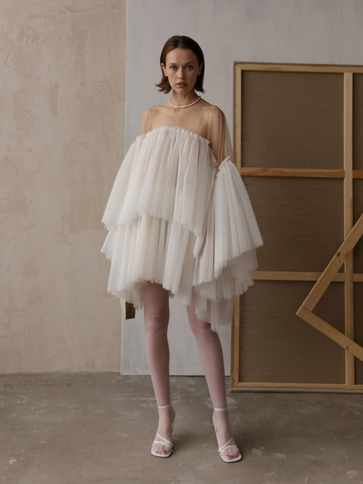 Short Tulle Wedding Dress with Wing Sleeves