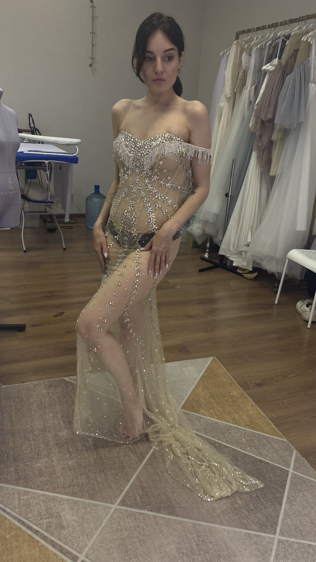 Off-the-Shoulder Wedding Dresses: Fit, Support, and Movement