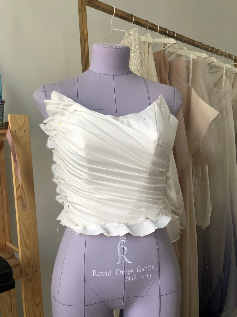 Cowl Neck Wedding Dress: Fit, Fabrics, and Design Options