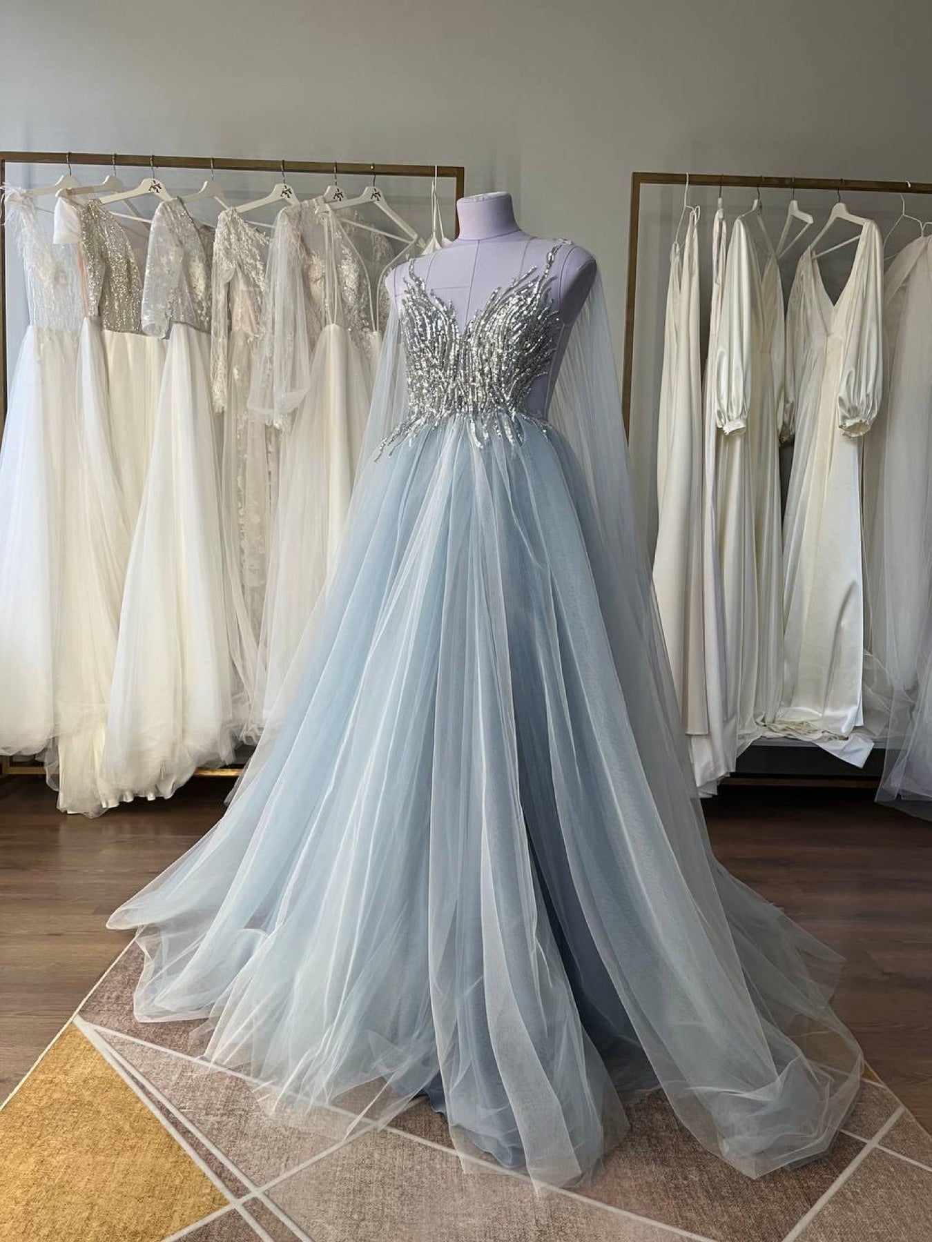 Ball Gown Wedding Dress: Structure, Support, and Who It Suits
