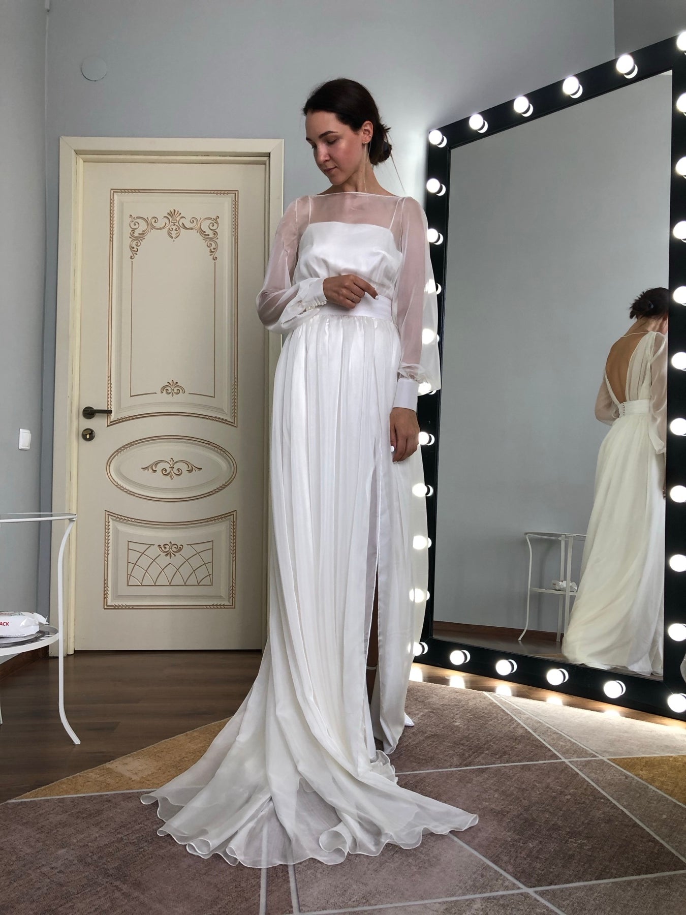 Crepe Wedding Dress Guide: The Matte, Fluid Fabric Behind the Modern Gown