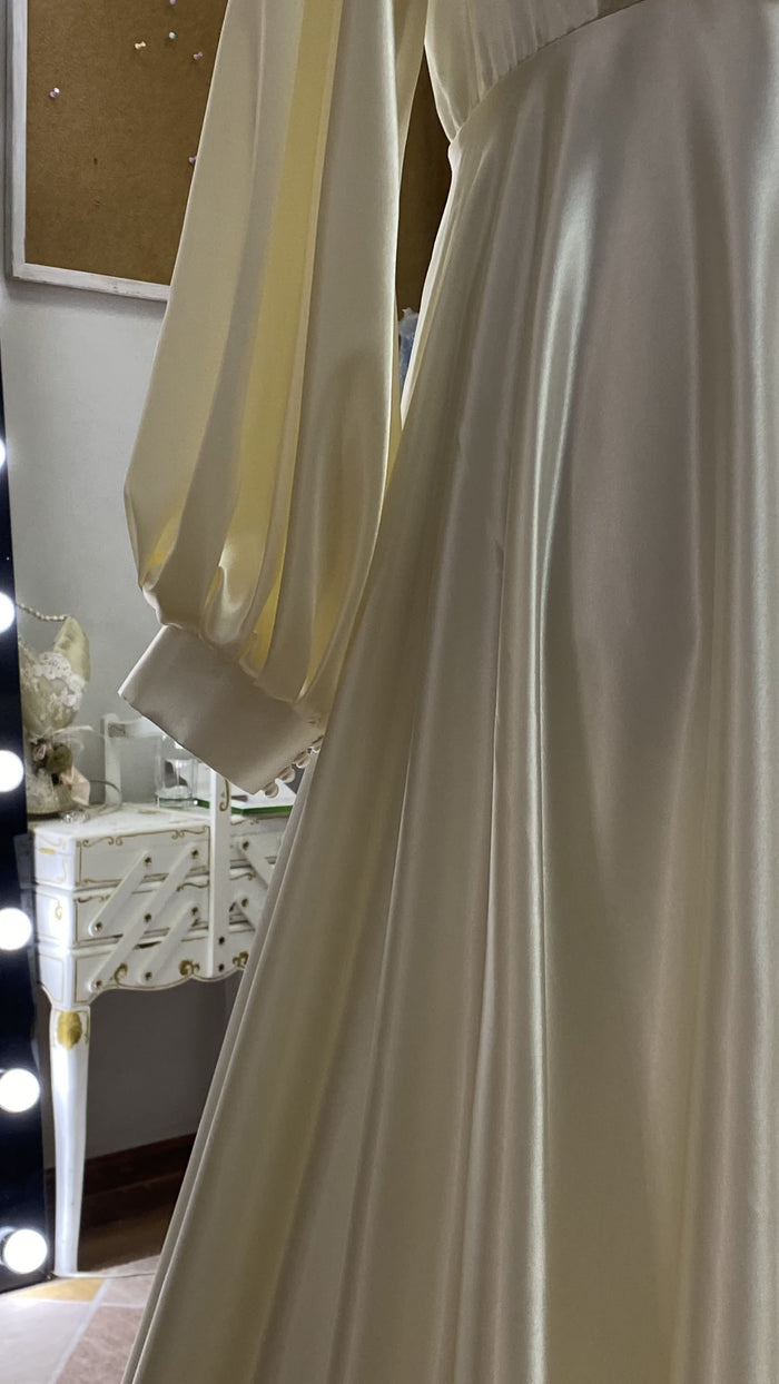 Wedding Dress Sleeve Styles: Bishop, Puff, Illusion, and What Each One Actually Does