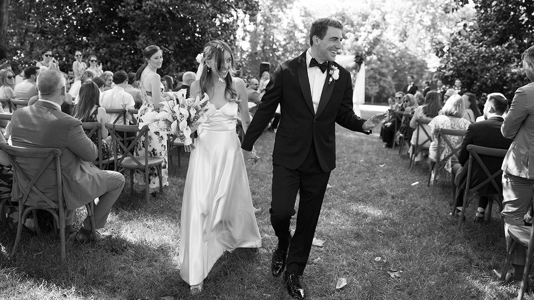 Une promenade au coucher du soleil : le jour de mariage enchanteur de Susannah