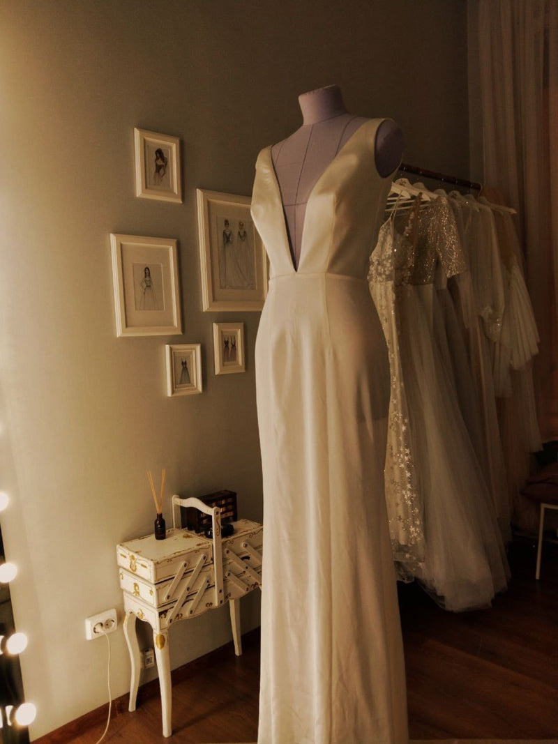 Wedding Dress Bustle Types Explained: American, French, and Ballroom