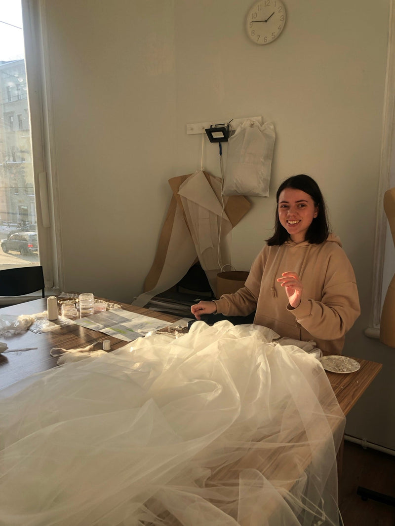 Wedding Dress Pockets: Where They Go and How They Hang