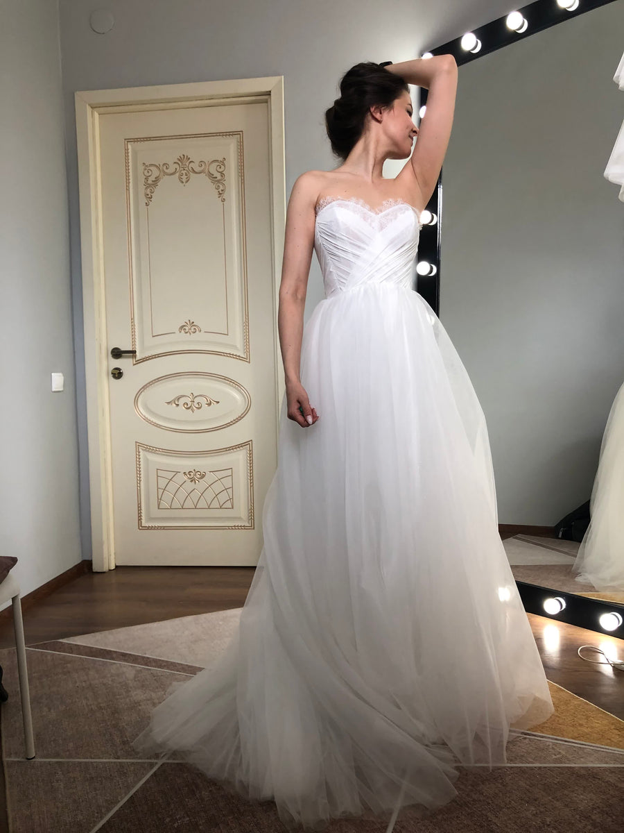 Corset Construction in Custom Bridal: Why It Matters for Fit