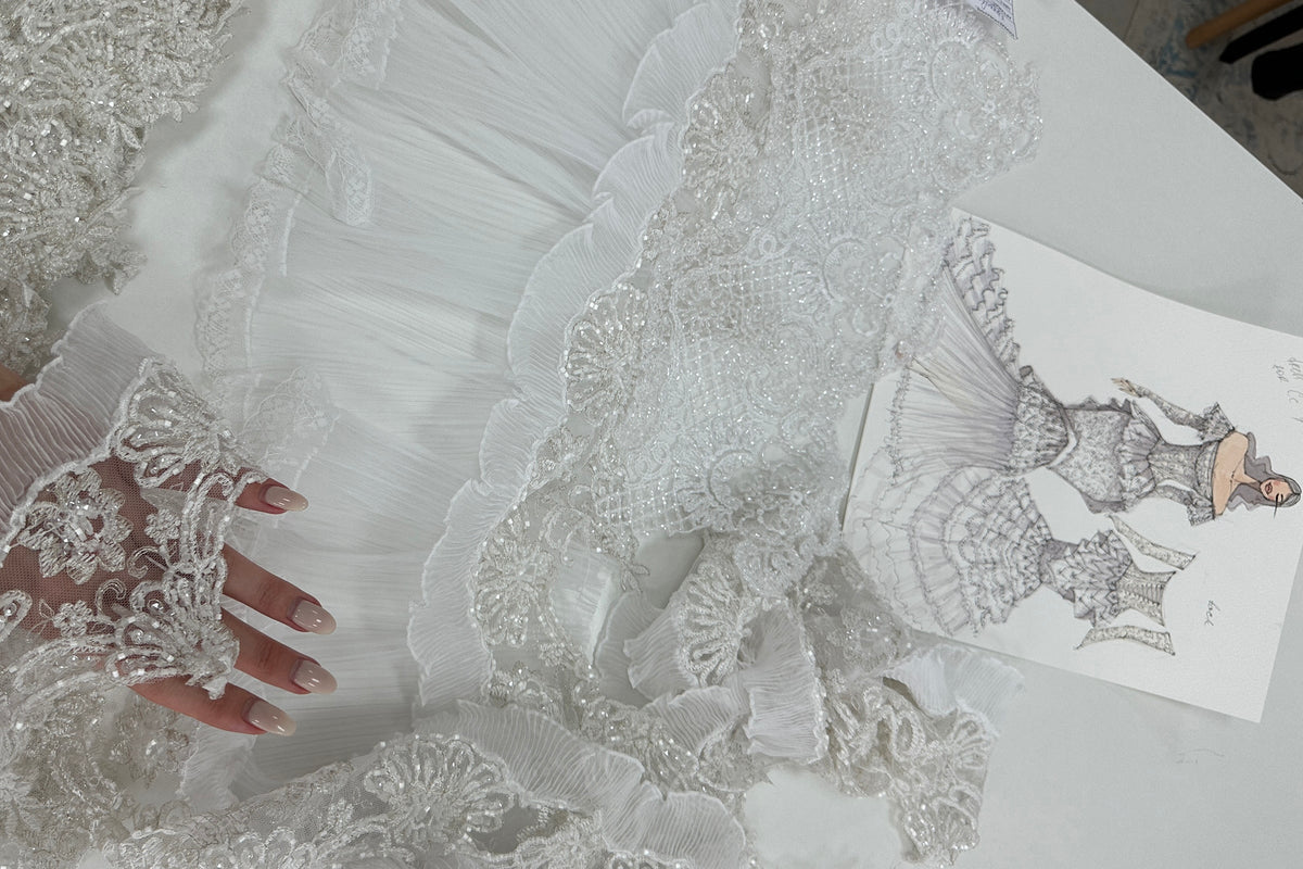 Lace Mermaid Wedding Dress: Ciaran’s Vintage-Inspired Custom Wedding Dress