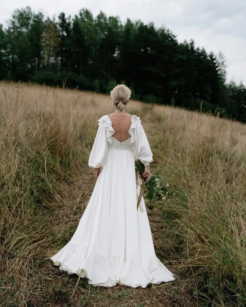 Corset wedding dress ruffled skirt