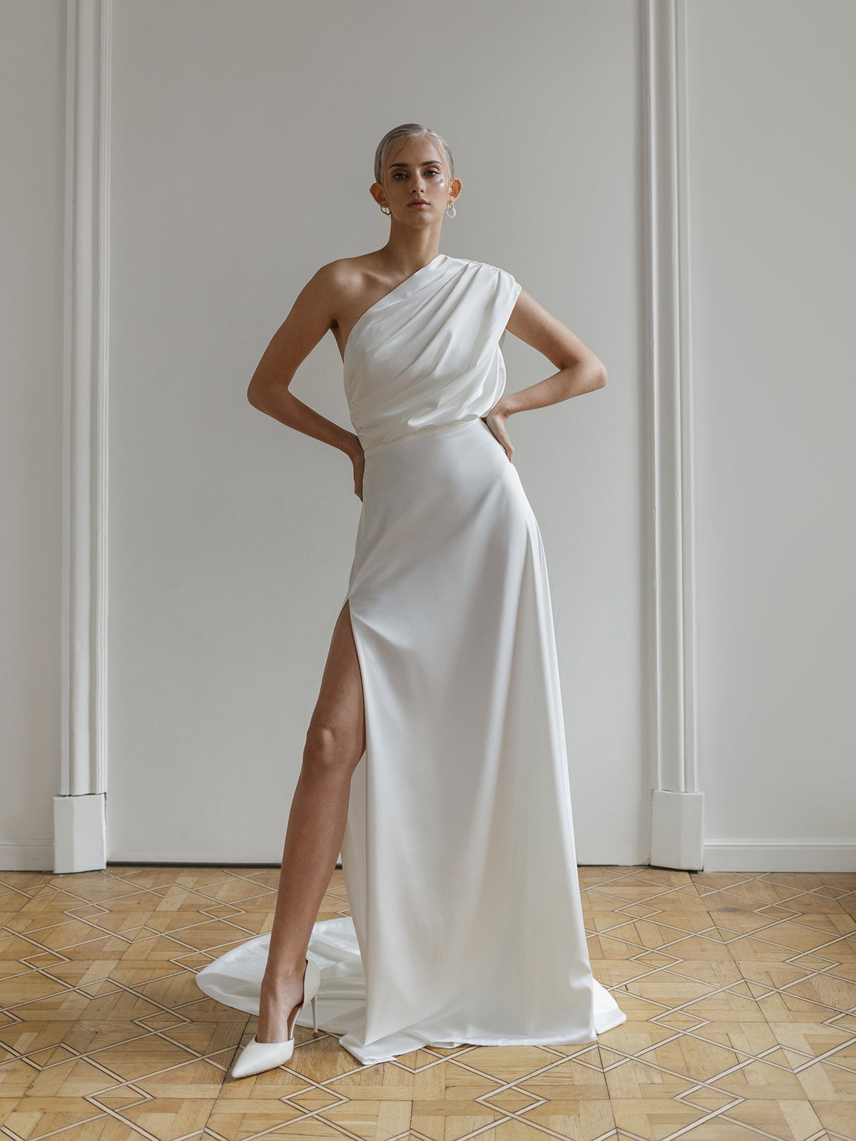 Nika wedding dress asymmetrical one-shoulder silhouette detail