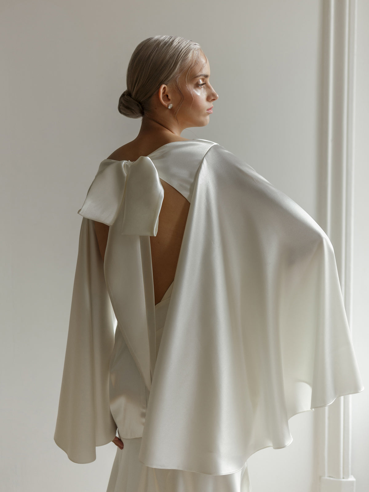 Yoko wedding dress open back with tie detail
