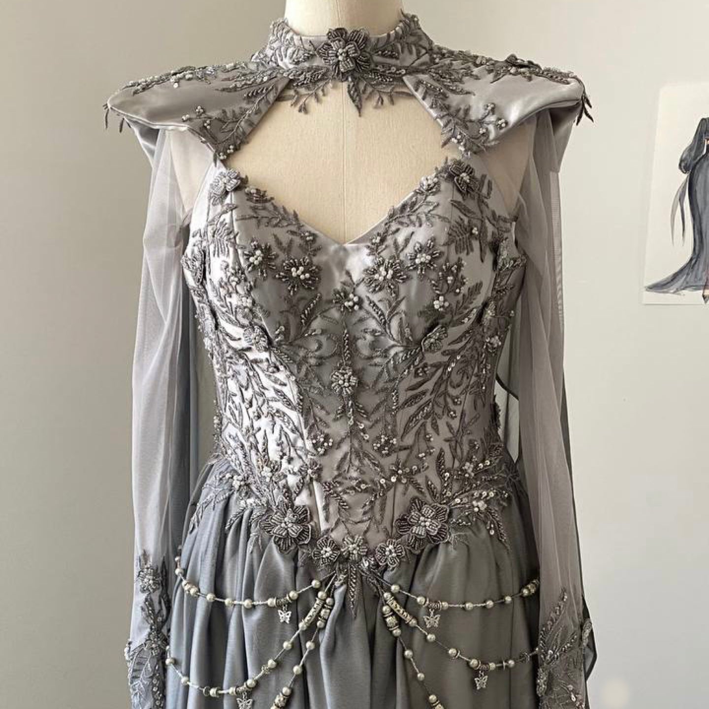 Embroidered_gray_lace_dress_fantasy_style