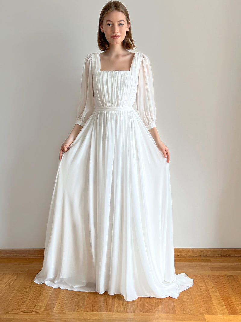Robe de mariée en chiffon avec encolure carrée