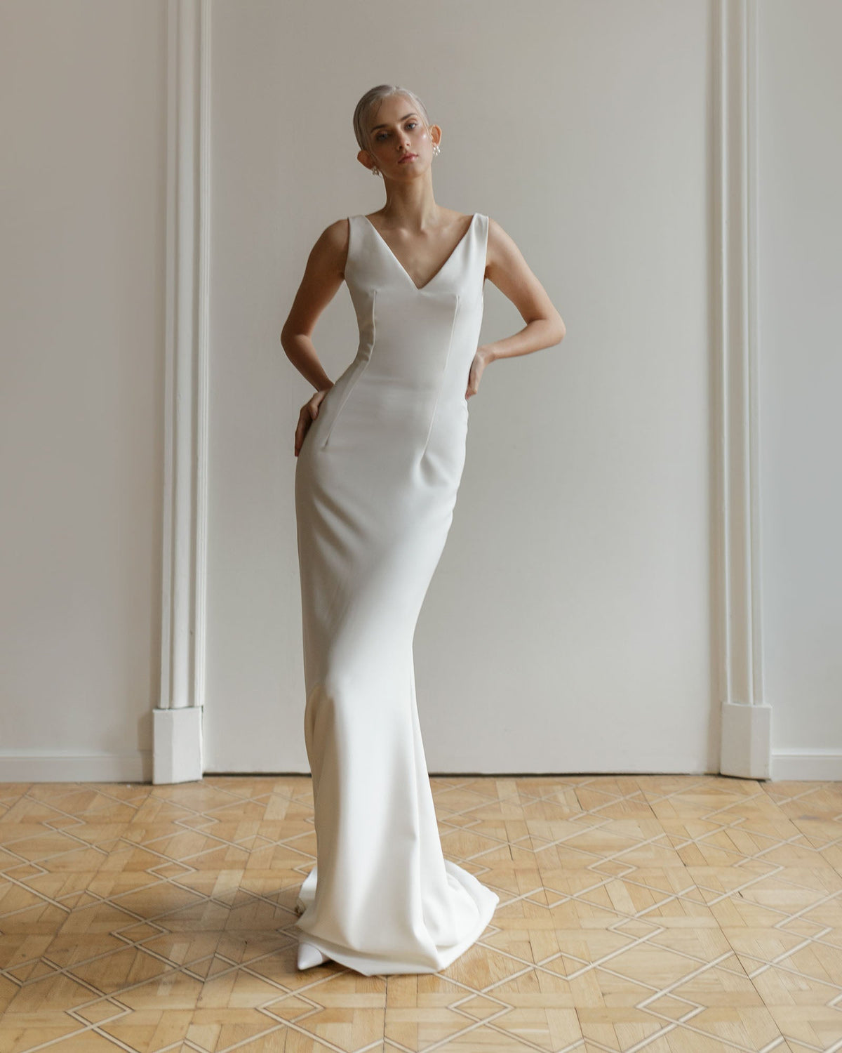 Adria viscose crepe mermaid wedding dress detail