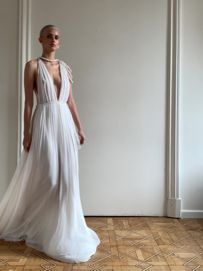 Backless wedding dress